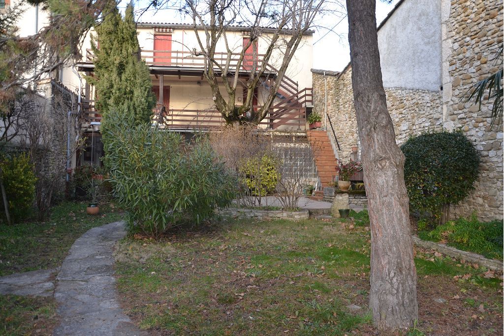 Maison de village CHAROLS